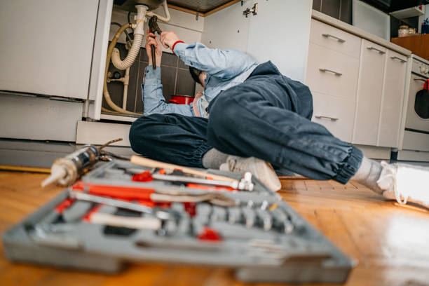 Best Emergency Plumber  in Old Hill, CT